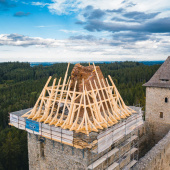Rekonstrukce západní věže hradu Kašperk