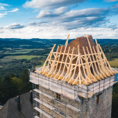 Rekonstrukce západní věže hradu Kašperk