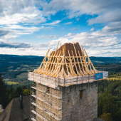Rekonstrukce západní věže hradu Kašperk