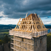 Rekonstrukce západní věže hradu Kašperk
